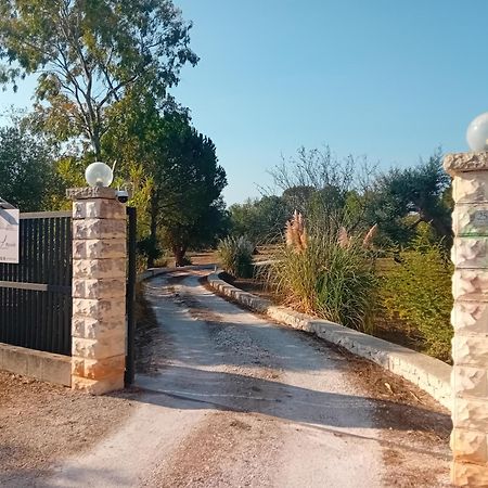 Villa Il Leccio - Trulli Cisternino Exterior photo