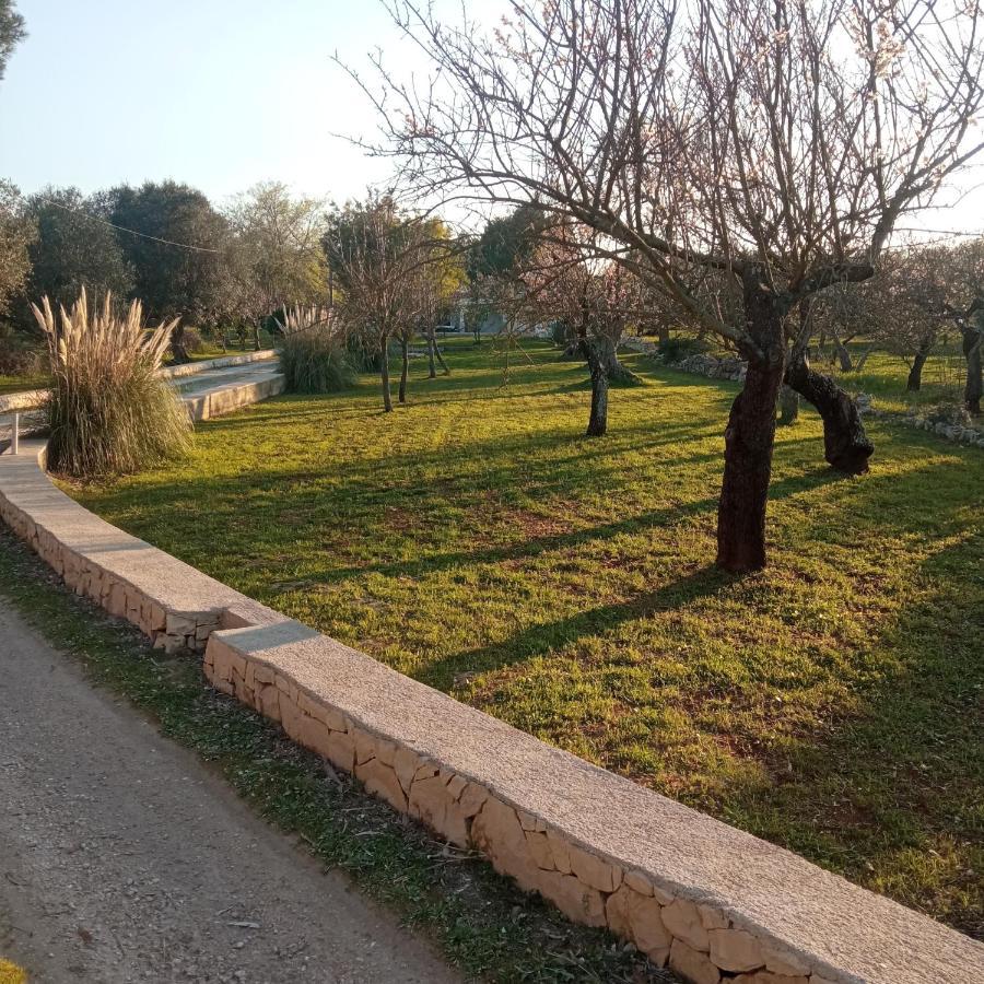 Villa Il Leccio - Trulli Cisternino Exterior photo