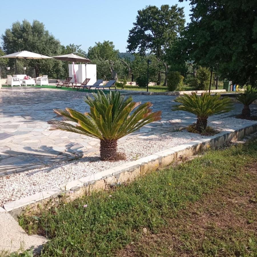 Villa Il Leccio - Trulli Cisternino Exterior photo