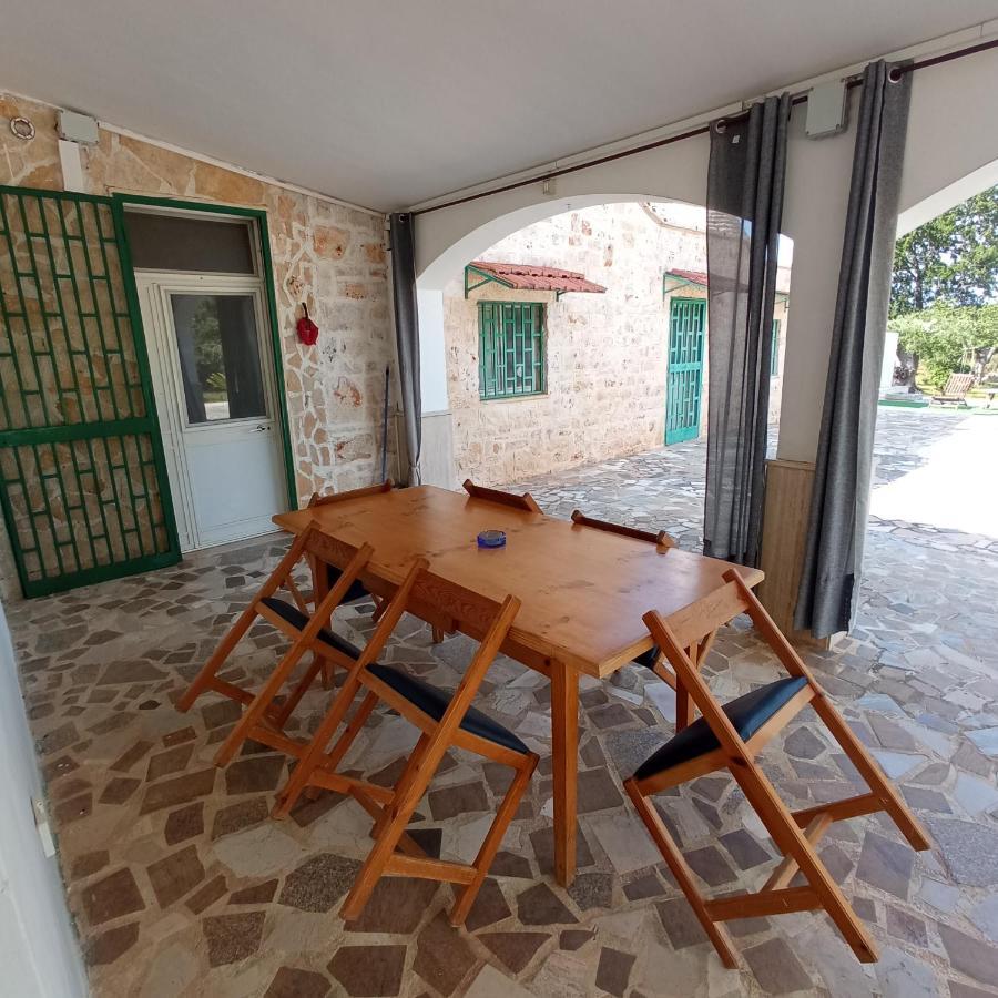 Villa Il Leccio - Trulli Cisternino Exterior photo
