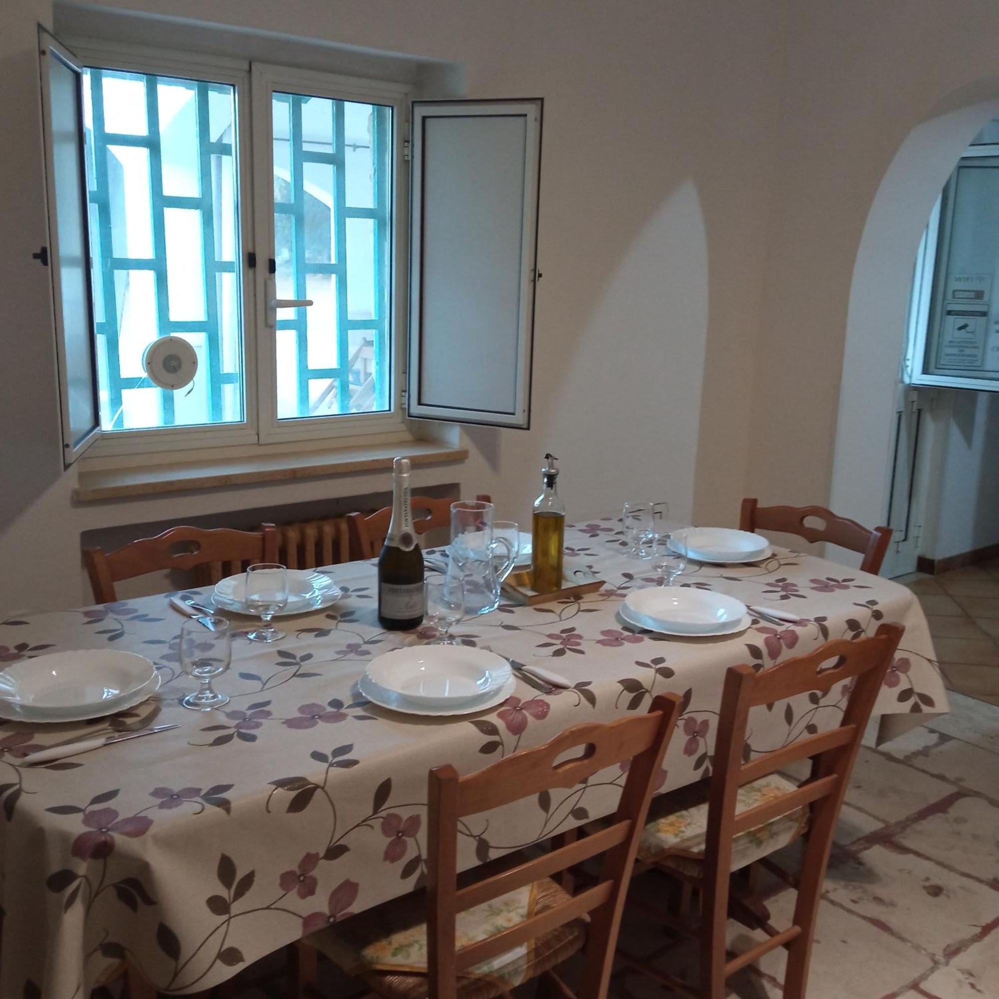 Villa Il Leccio - Trulli Cisternino Exterior photo